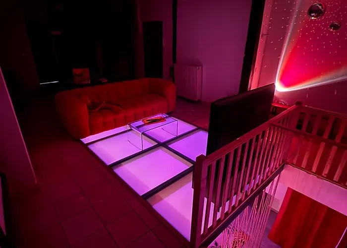 Le 70's - Hyper Centre - Τρουά